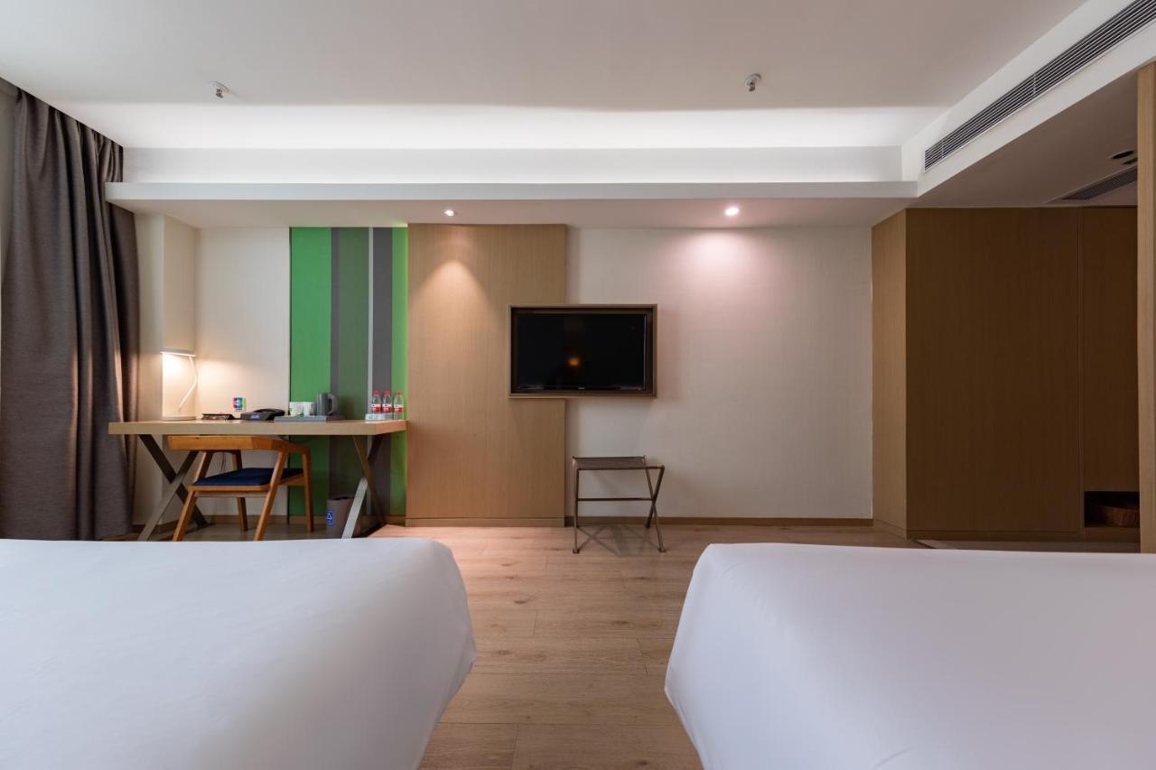 Ibis Styles Xm Zhongshan Hotel Xiamen Exteriör bild