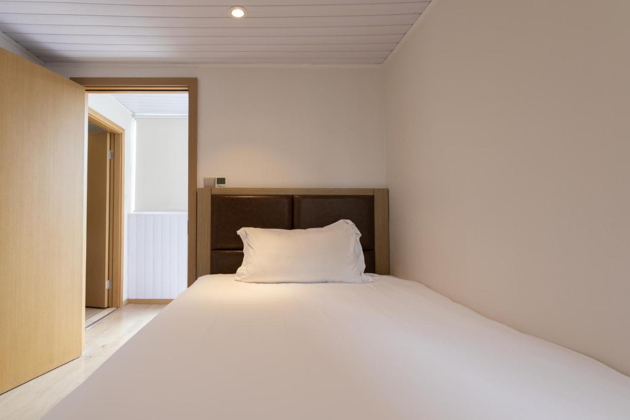 Ibis Styles Xm Zhongshan Hotel Xiamen Exteriör bild