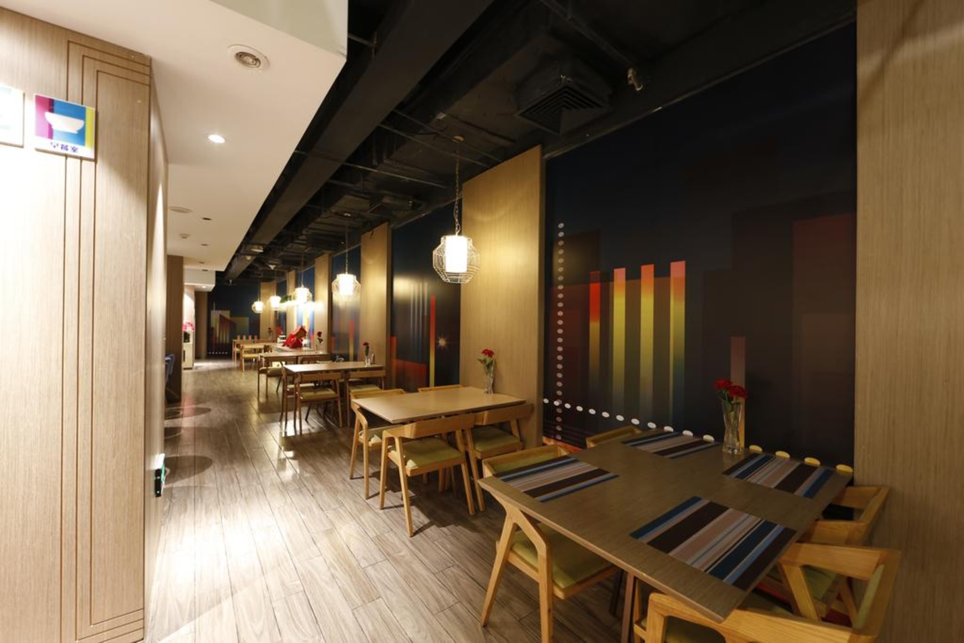 Ibis Styles Xm Zhongshan Hotel Xiamen Exteriör bild