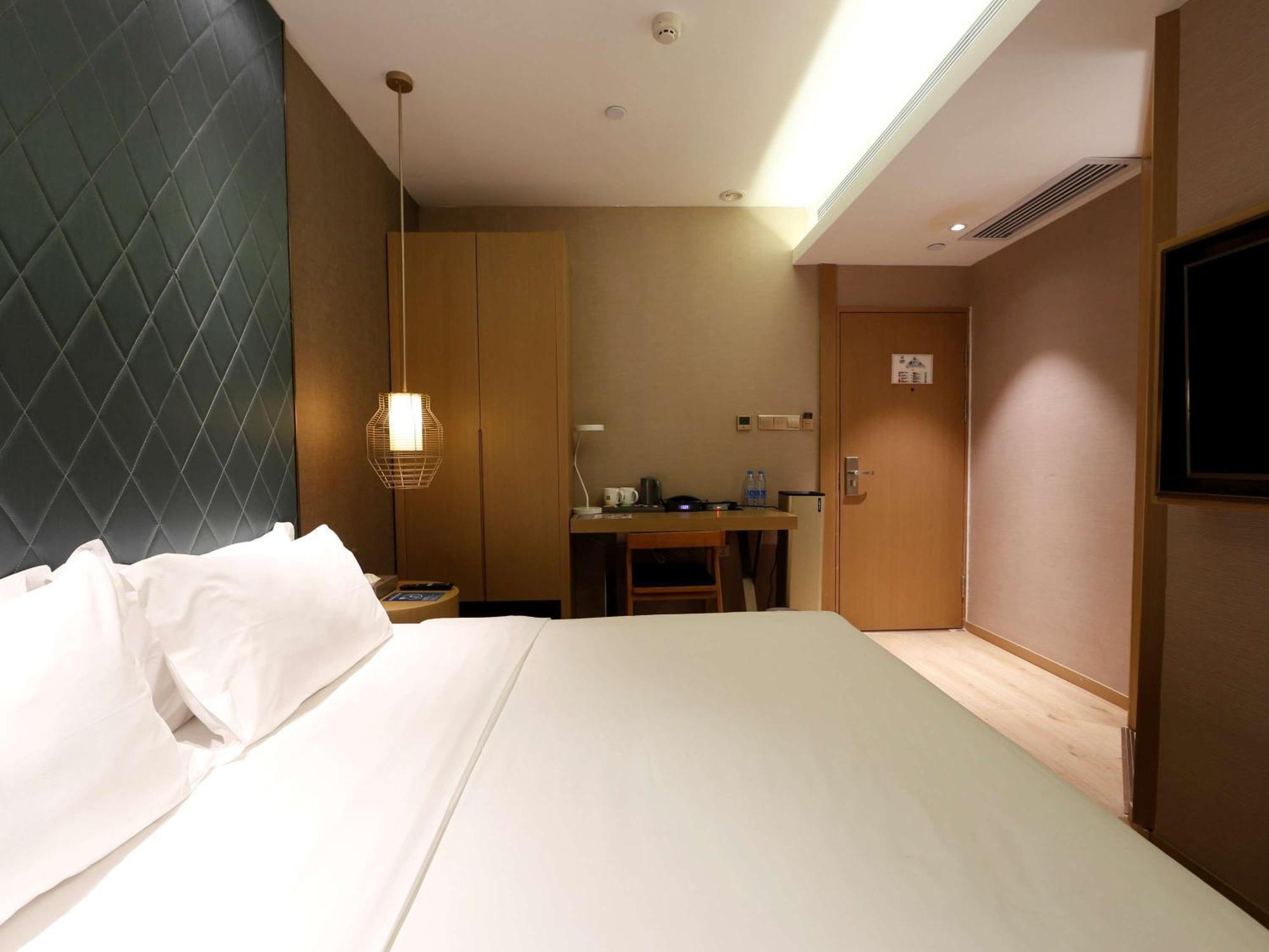 Ibis Styles Xm Zhongshan Hotel Xiamen Exteriör bild